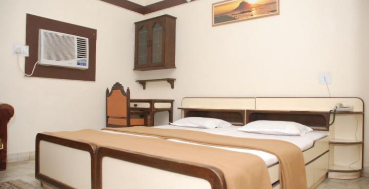 Hotel Royal